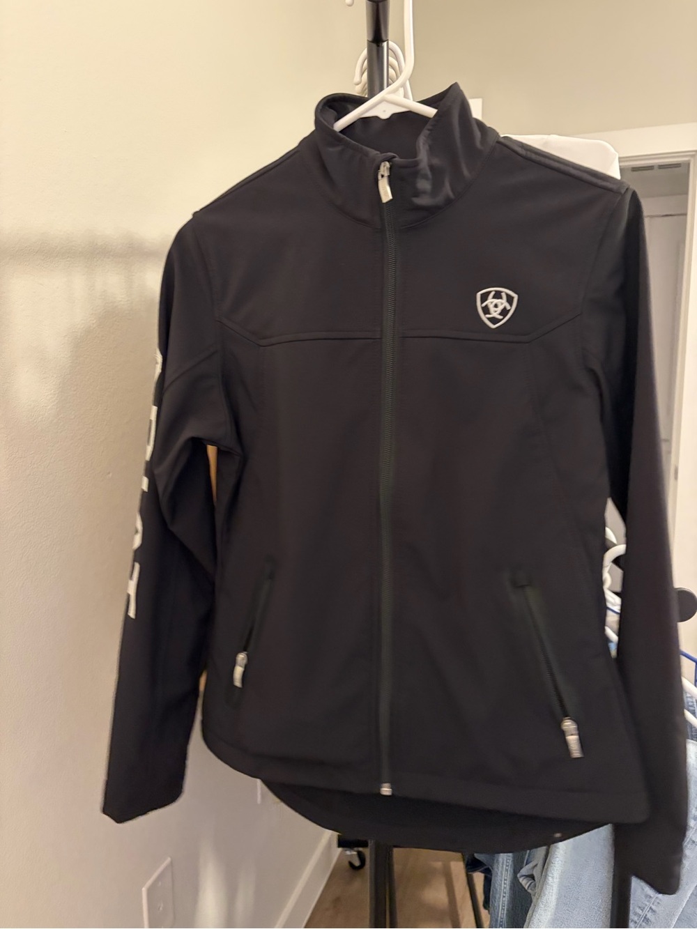 Ariat Black Full-Zip Performance Softshell Jacket